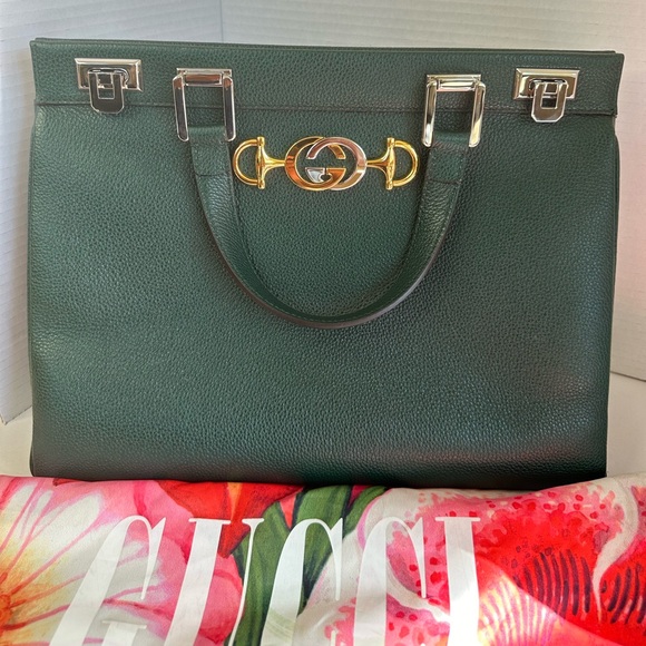 Gucci Zumi Medium Top Handle with Strap - Picture 1 of 14